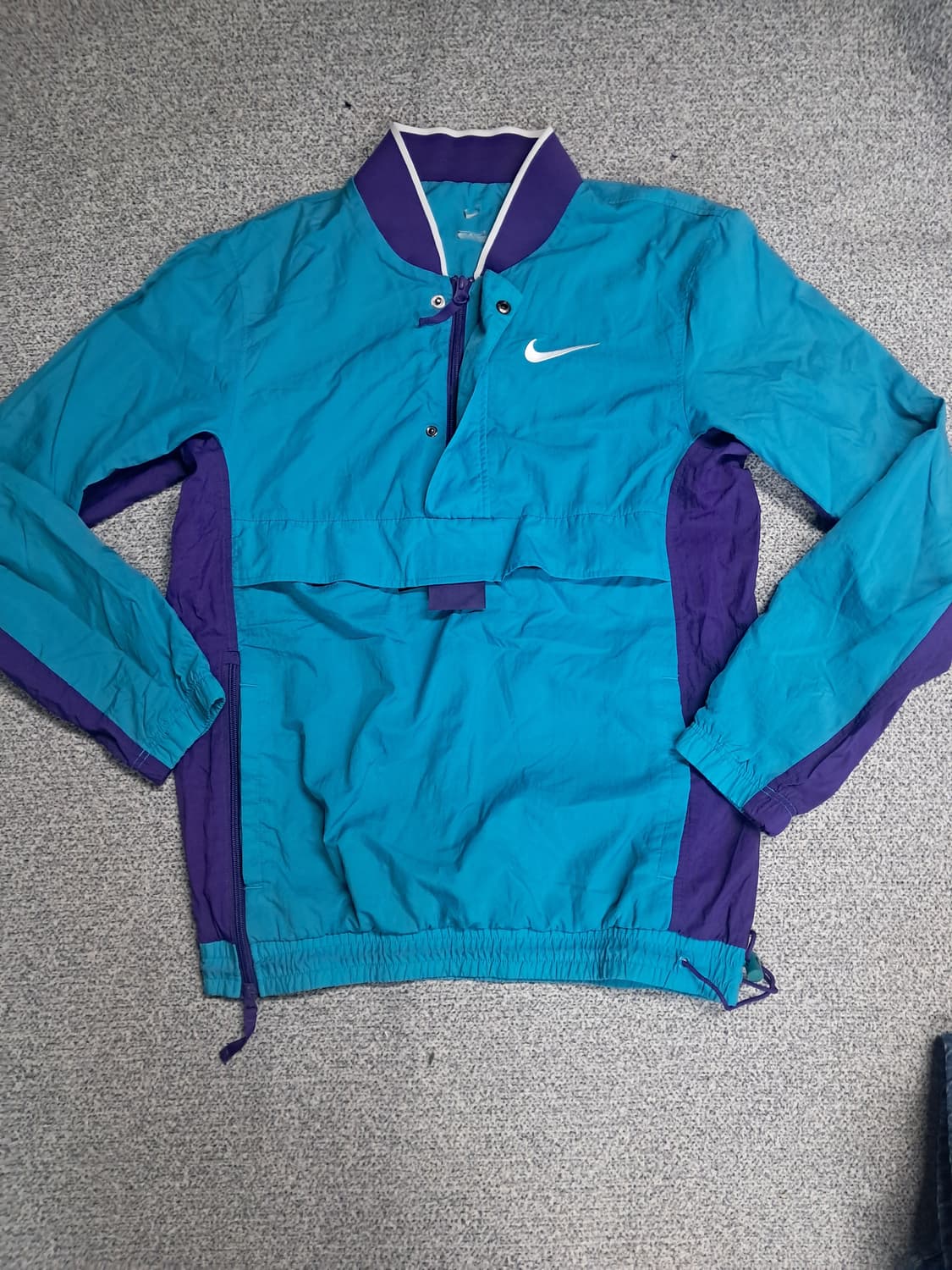 나이키 바람막이 상품이미지2