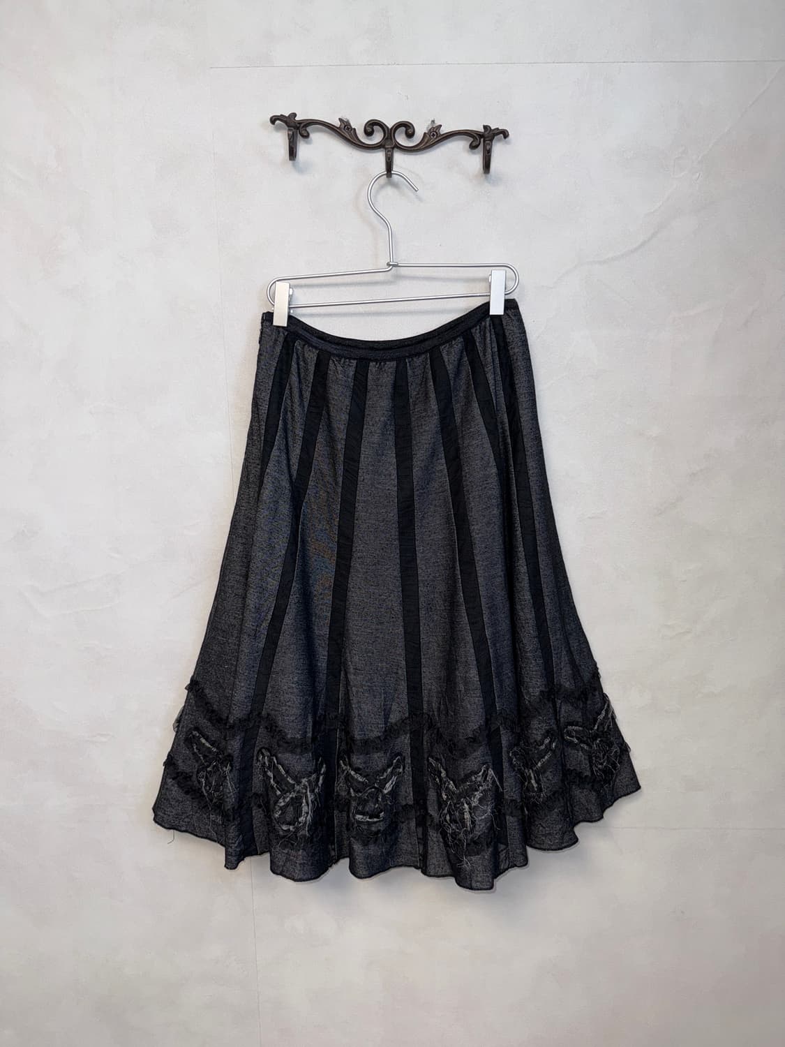 Charcoal black grunge lace pleats skirt 상품이미지1