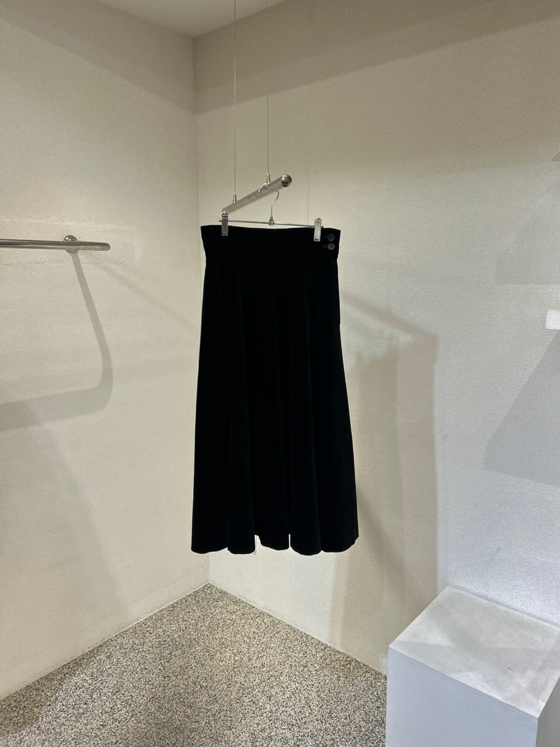 입생로랑 플레어 롱 스커트 상품이미지1