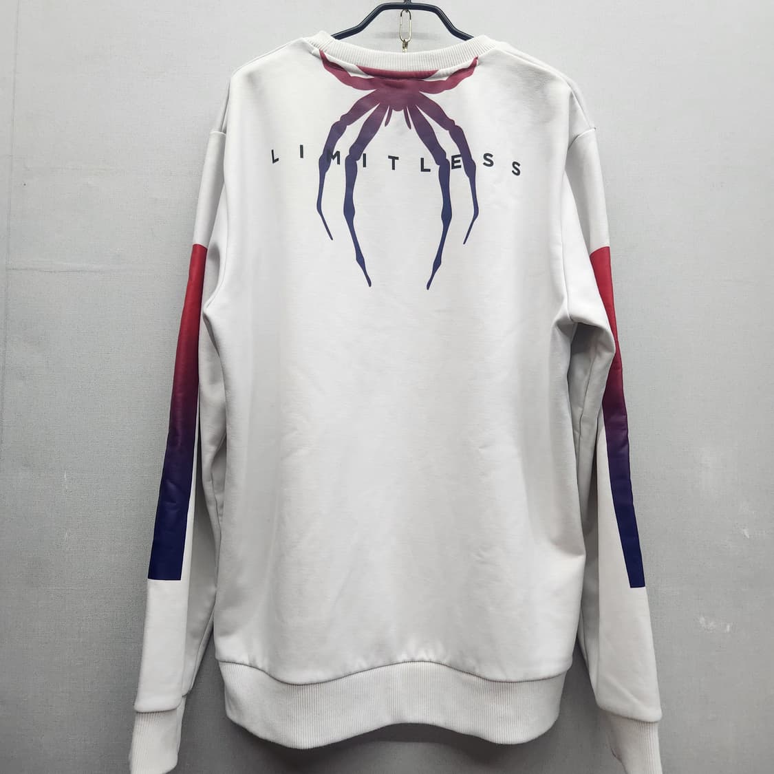 스파이더 그라데이션 로고 맨투맨 XL(XL) 상품이미지1