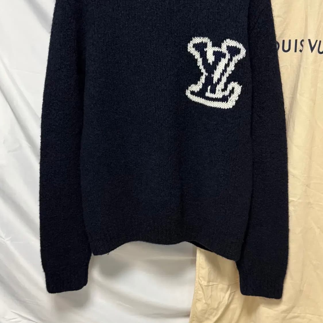 [S+급/2XL] 루이비통 LV 인타르시아 크루넥 니트 네이비 상품이미지3