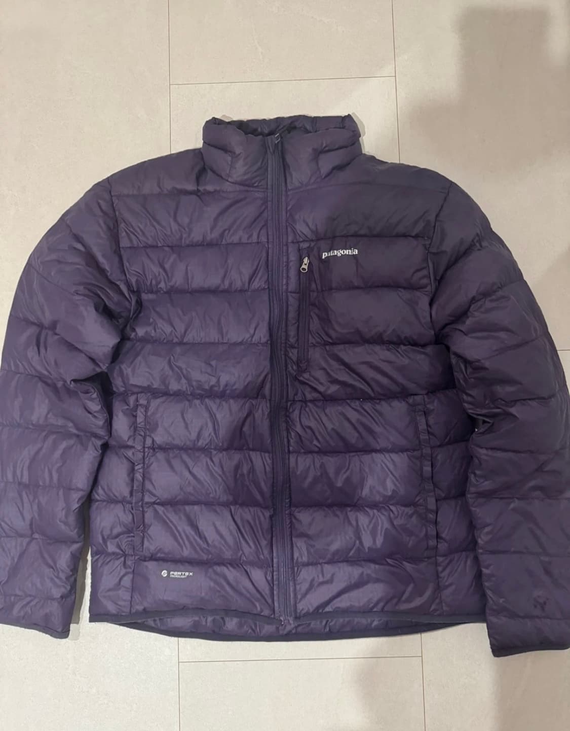 파타고니아 경량 패딩  상품이미지1