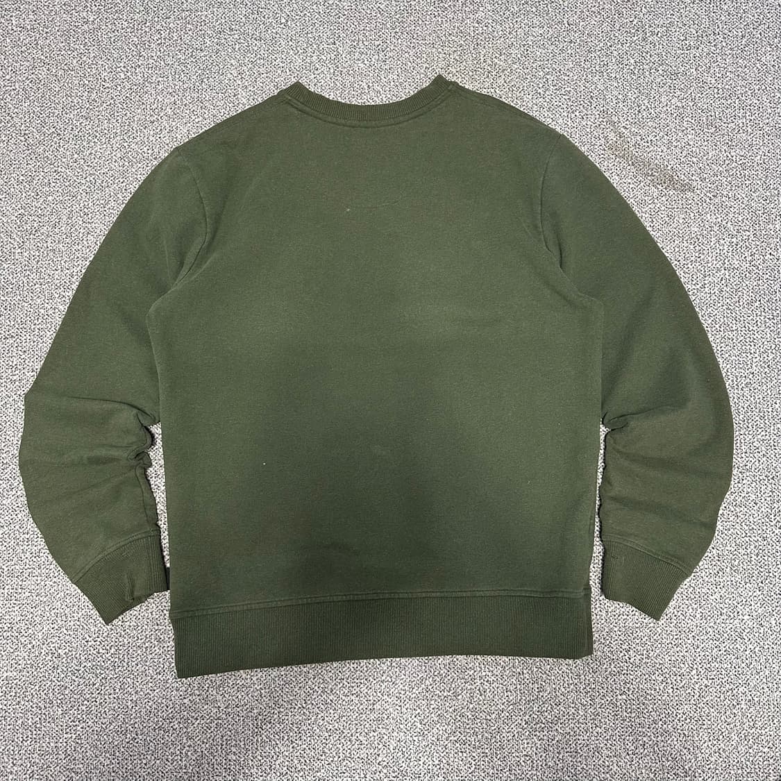 파타고니아 올리브 맨투맨 상품이미지3