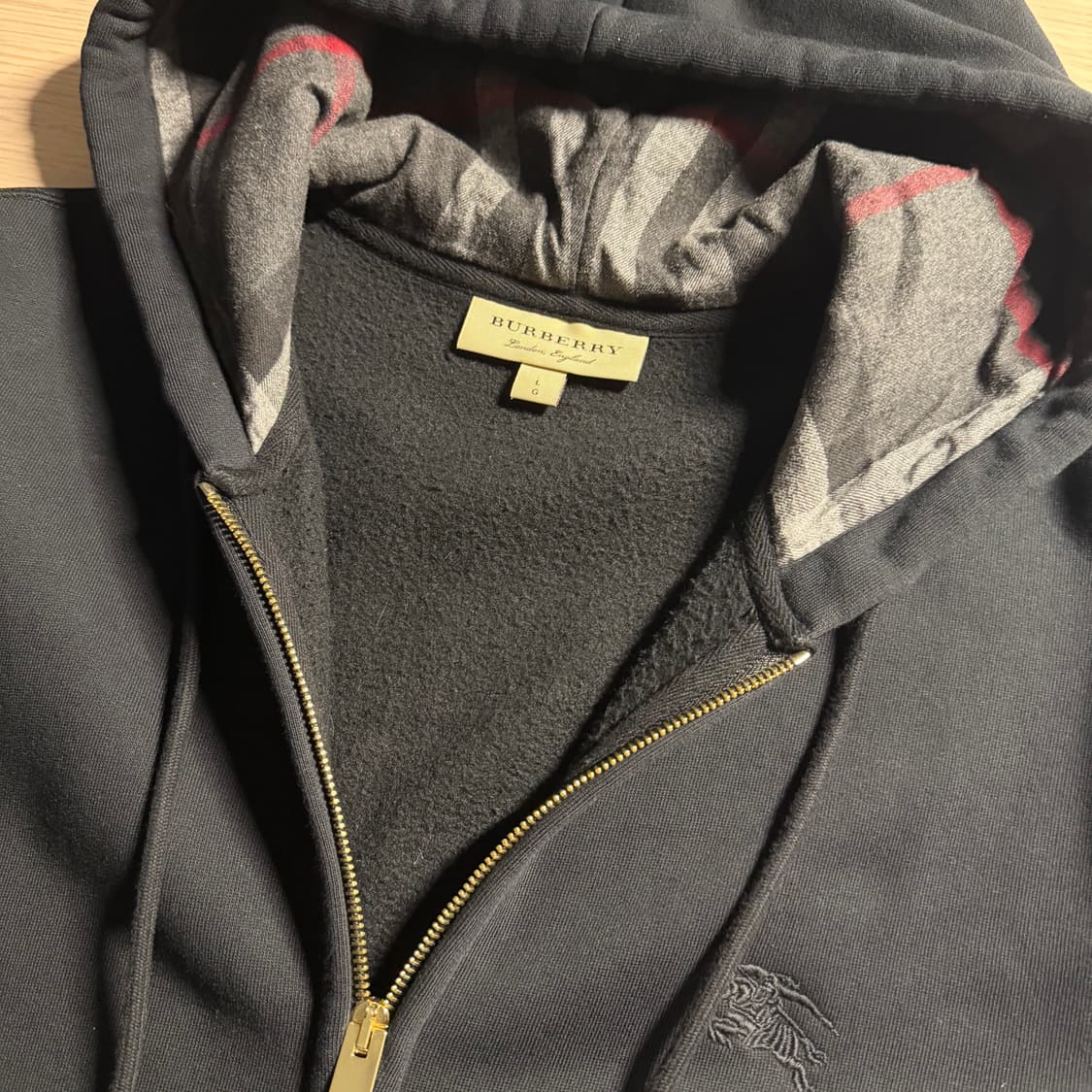 {당일발송/L} 버버리 블랙 로고 후드집업 상품이미지2