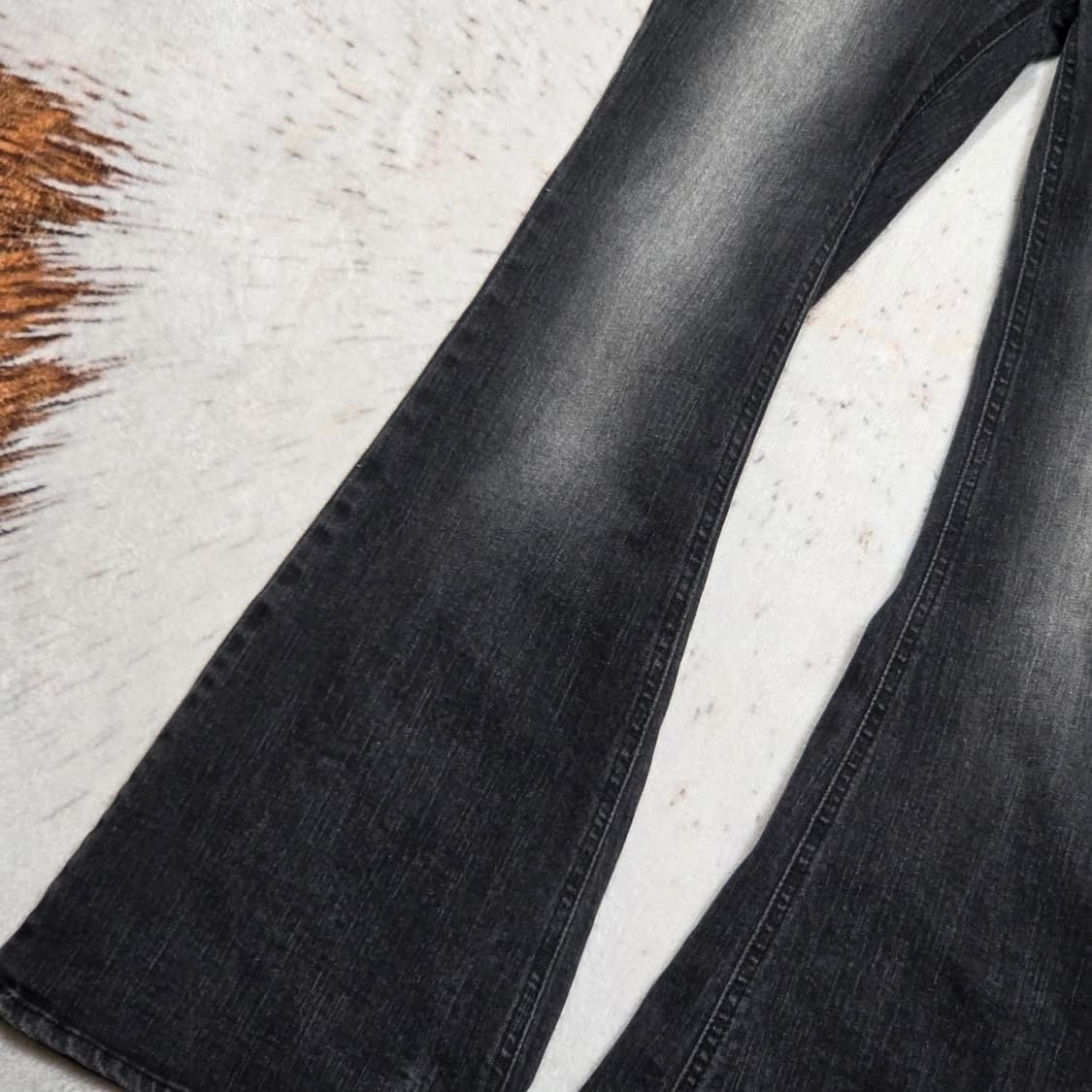 빈티지 흑청 워싱 부츠컷 데님팬츠 상품이미지3