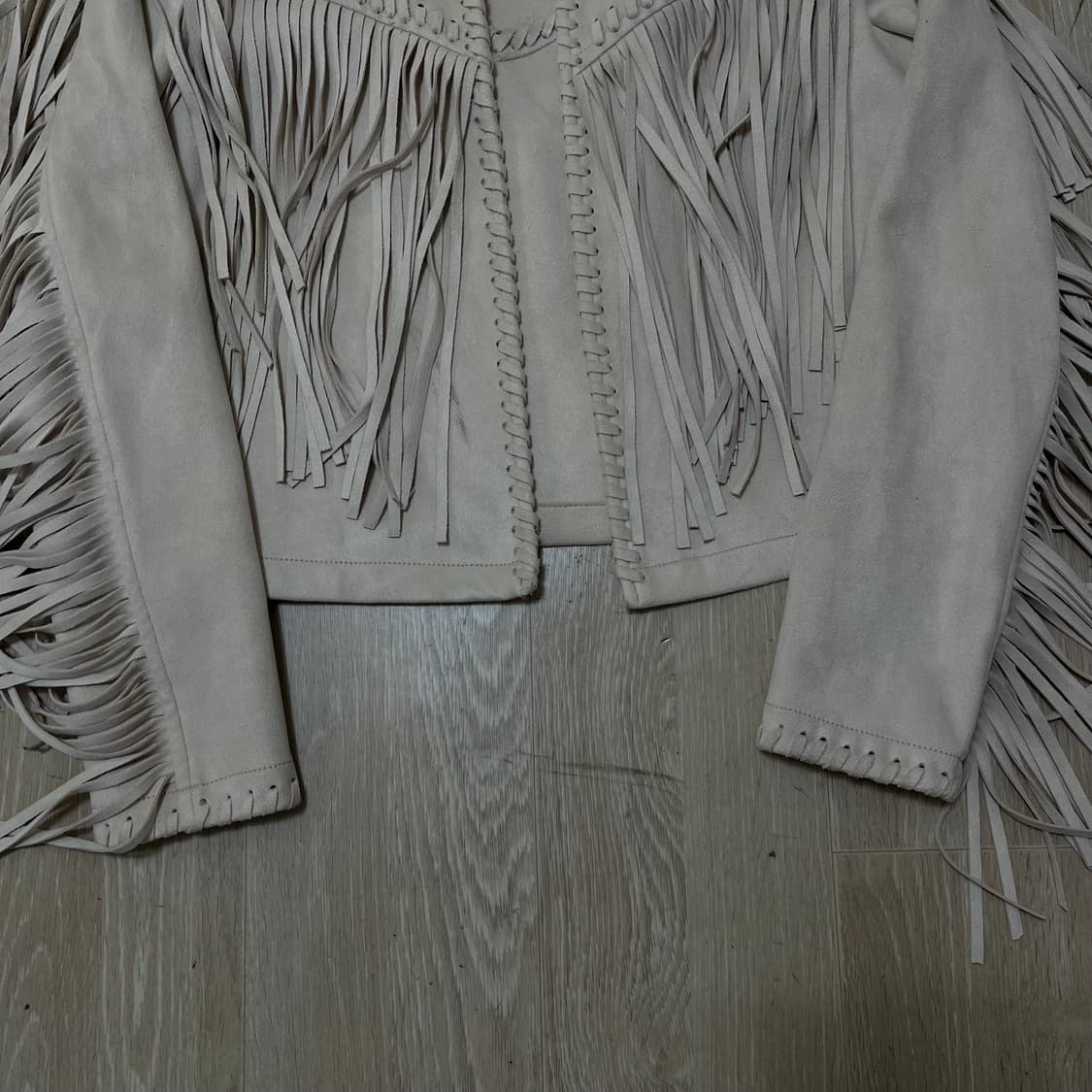 자라 베이직 프린지 크롭 스웨이드 자켓 S/90 상품이미지3