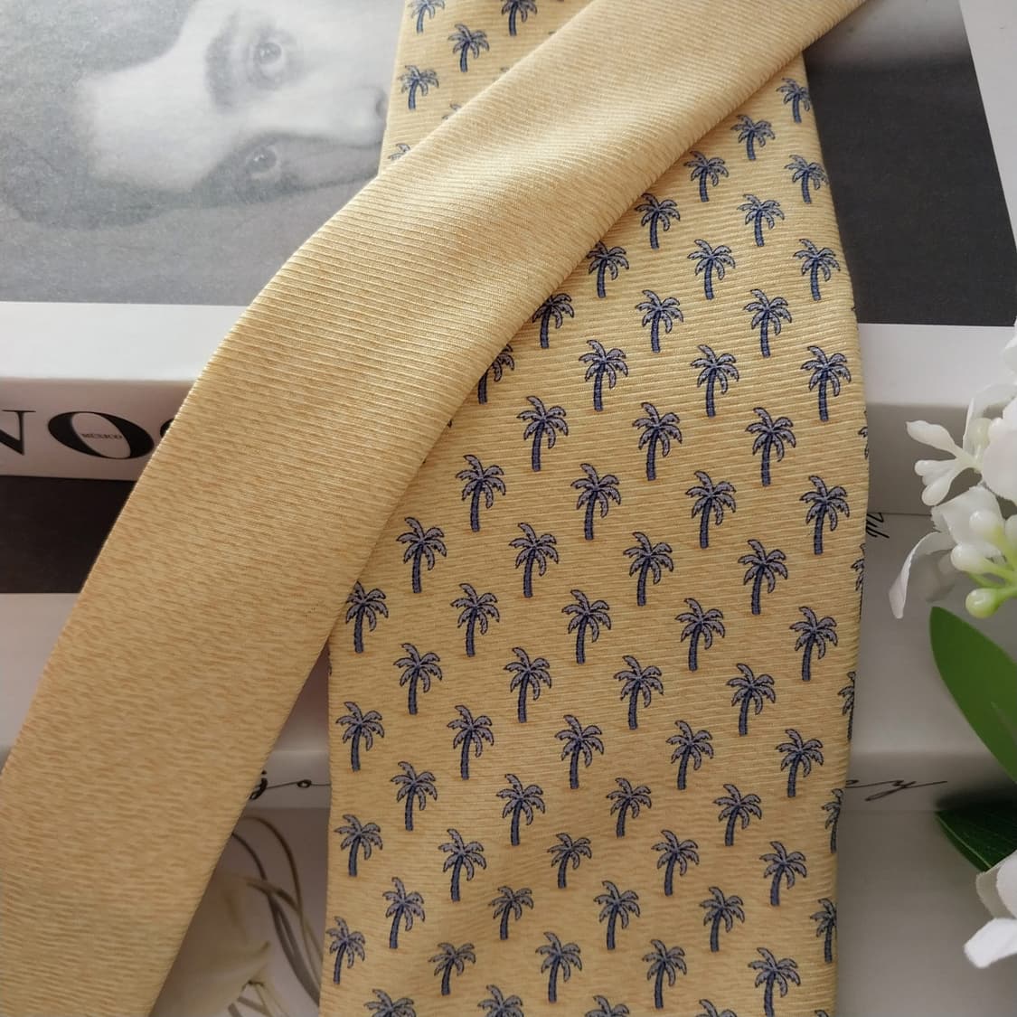 타미힐피거 실크 레몬옐로우 야자수 패턴 넥타이 9cm A+등급 K1636 상품이미지3