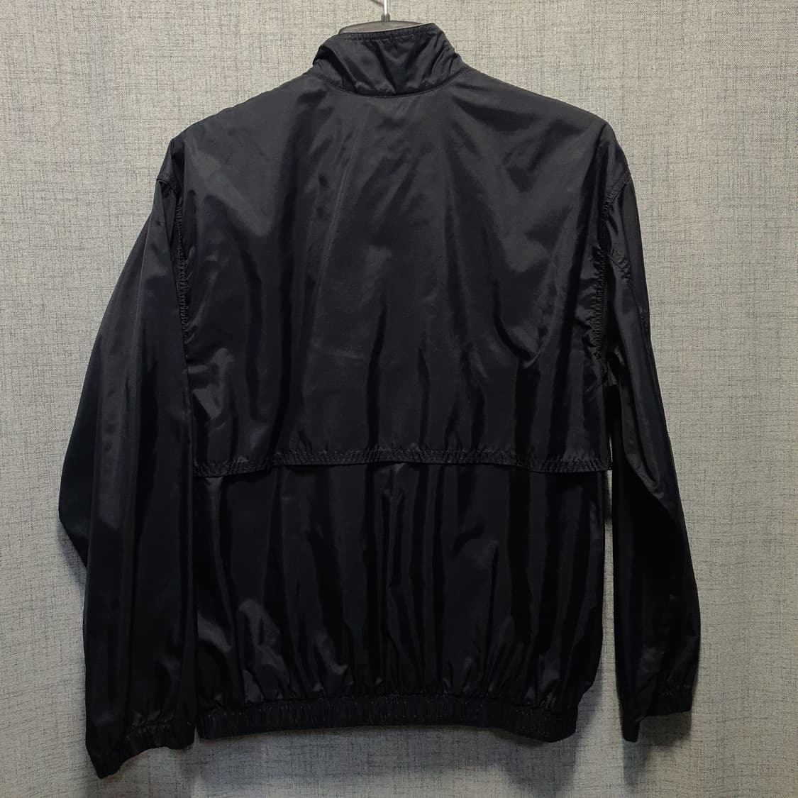 나이키 윈드브레이커 스우시  블랙 바람막이 점퍼  상품이미지2