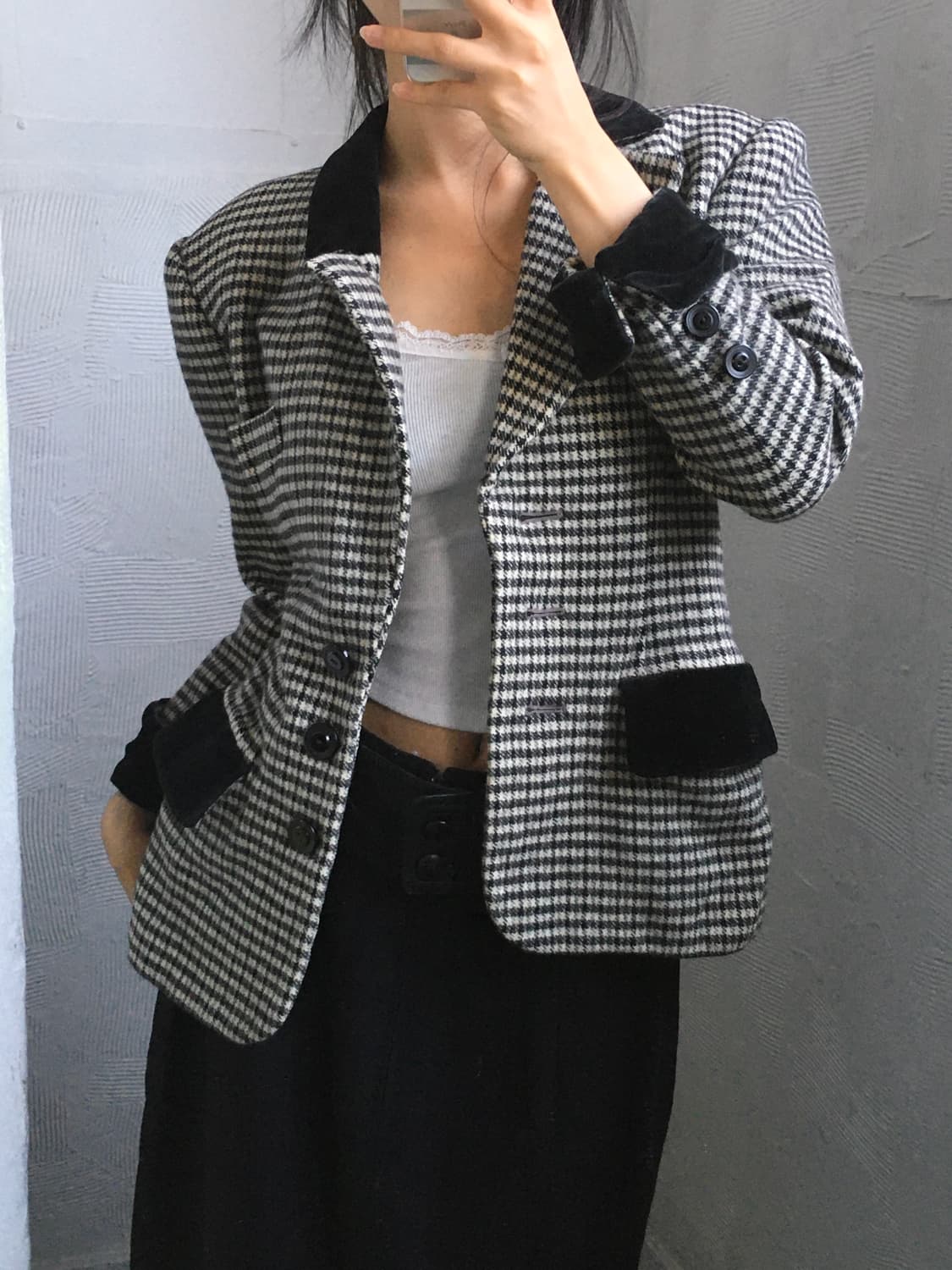 Yves Saint Lauren 입생로랑 블랙 앤 화이트 체크 벨벳 블레 상품이미지2