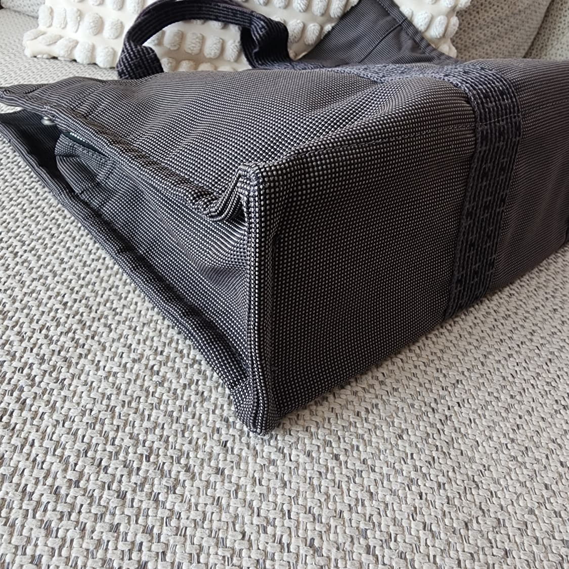 상태최상 에르메스 후루토 MM 캔버스 토트백 엘라인 그레이 상품이미지6