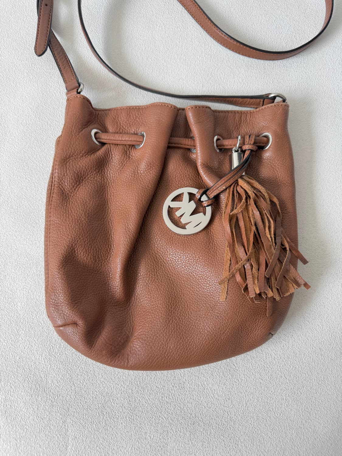 마이클코어스(MICHAEL KORS) 레더 크로스백 상품이미지2