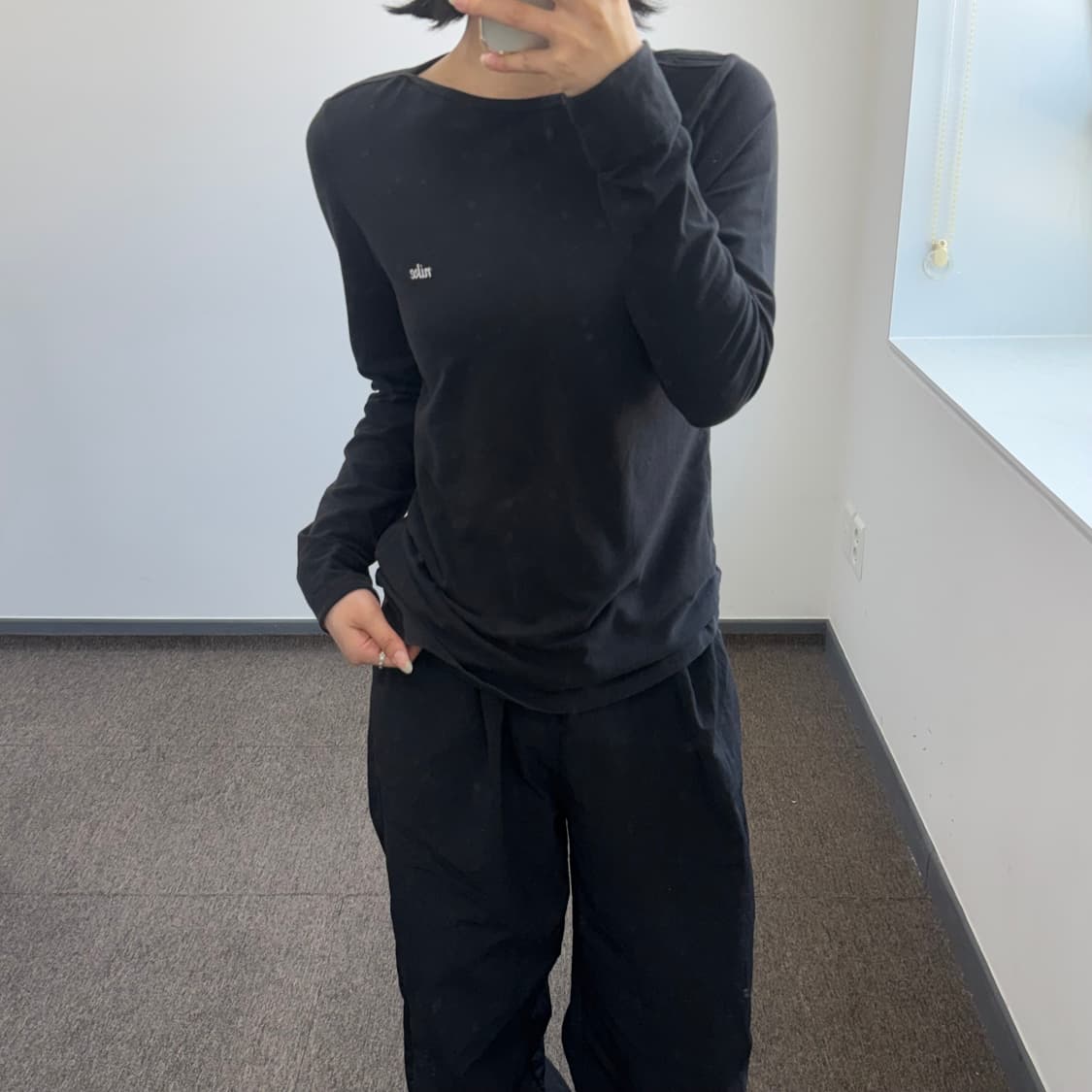Nike 나이키 스몰로고 블랙 롱슬리브 상품이미지2