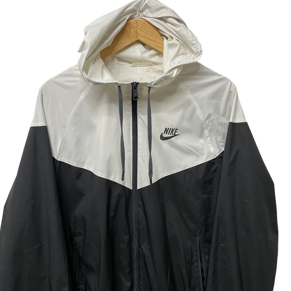 나이키 윈드브레이커 상품이미지2
