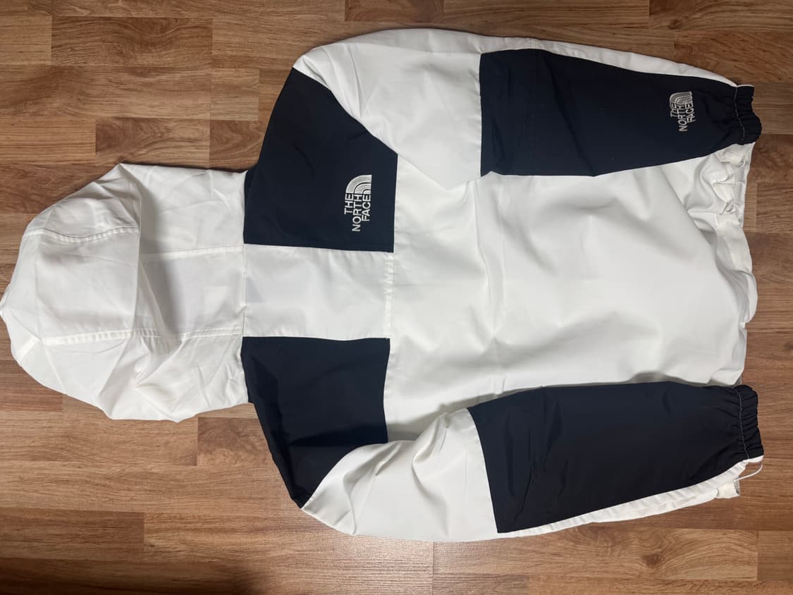 노스페이스 바람막이 상품이미지3