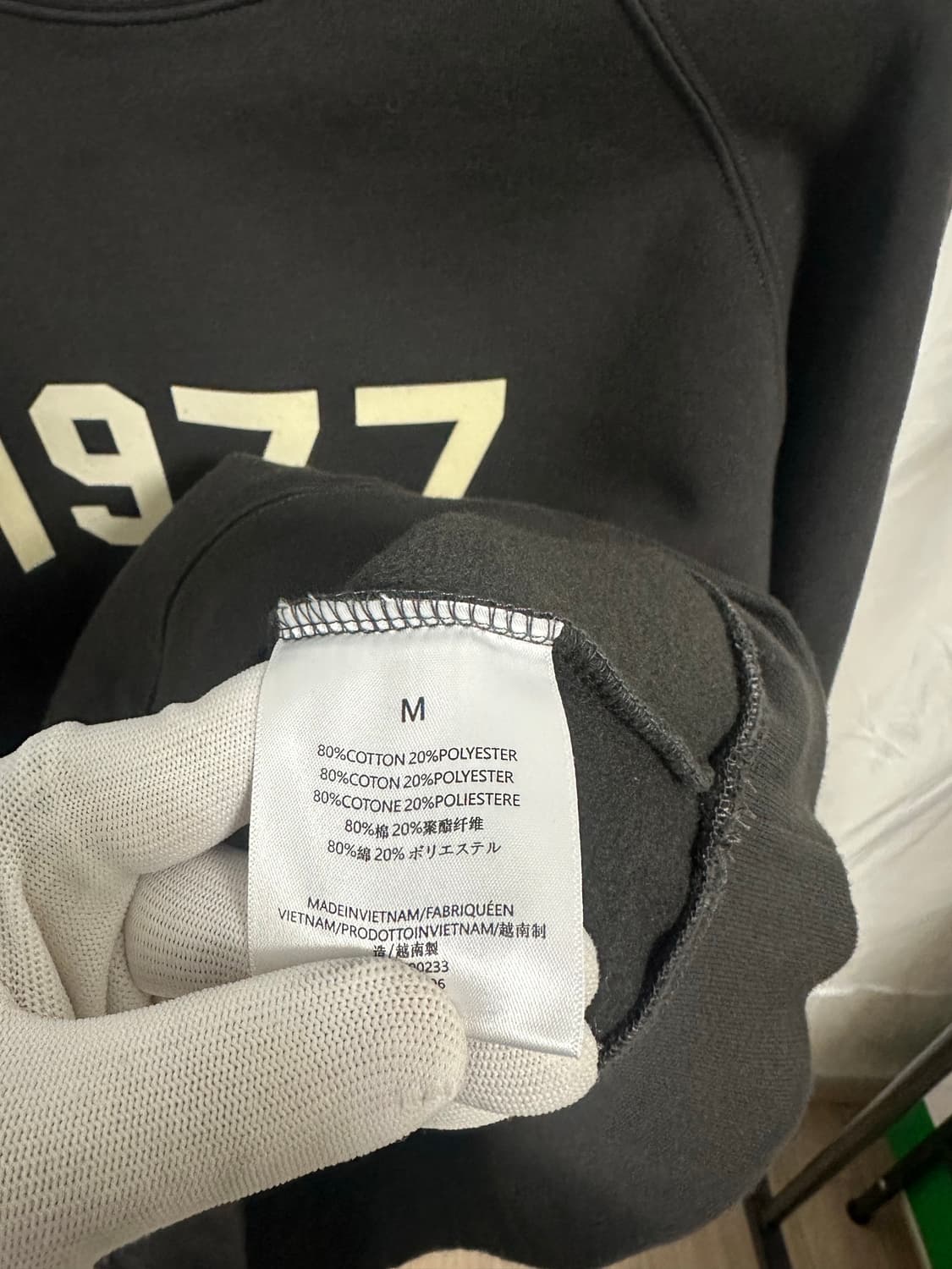 에센셜 피오갓 모크넥 맨투맨 블랙 (M) 상품이미지4