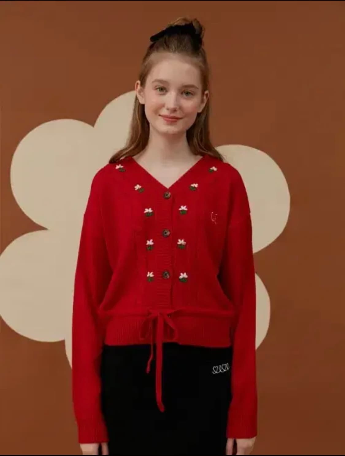 oioi 오아이오아이 컬렉션 플라워 자수 가디건 레드 상품이미지1