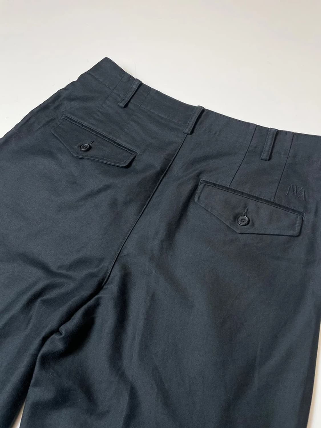 JW앤더슨 x 유니클로 핀턱 스트레이트 치노 팬츠 PN9281 상품이미지5