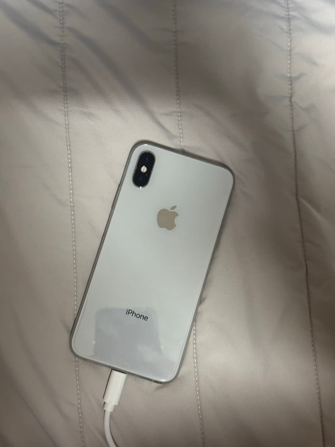 아이폰 XS 64GB 실버 상품이미지2