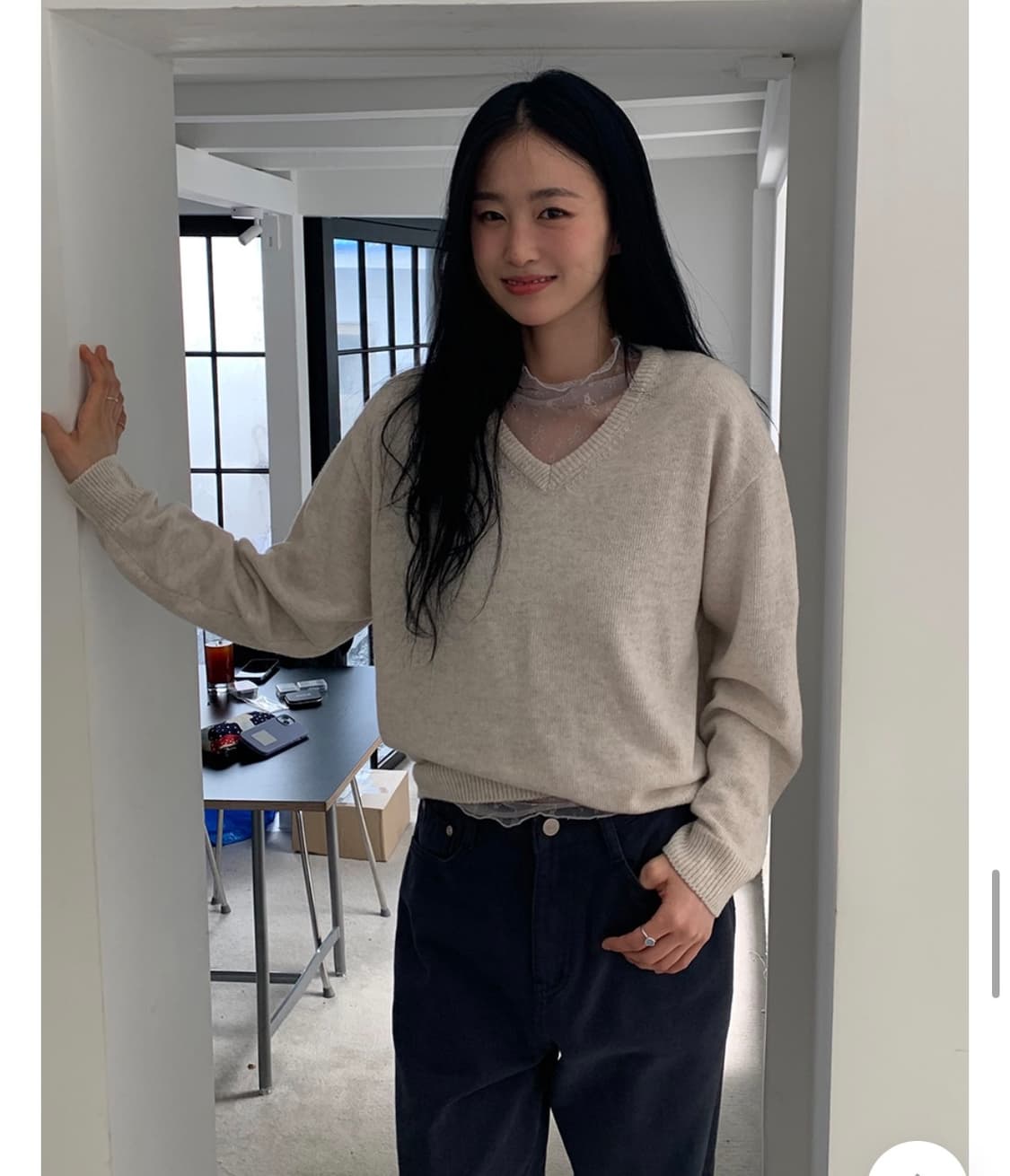 프롬비기닝 메르시 베이직브이넥니트 오이스터 그레이 상품이미지1