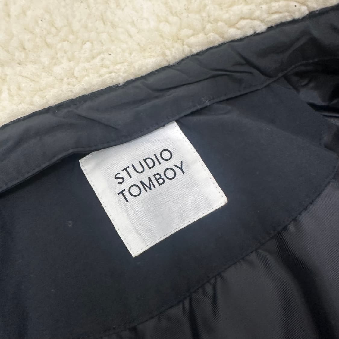 스튜디오톰보이 덕다운 여성 뽀글이 롱패딩 블랙 F 상품이미지8