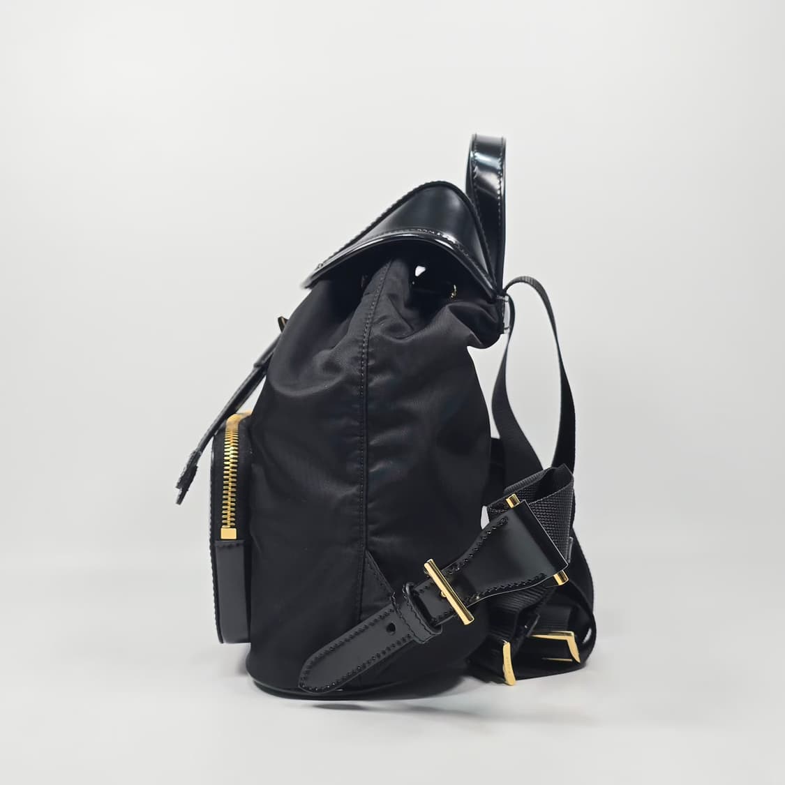 프라다 리나일론 브러쉬드 레더 백팩  상품이미지5