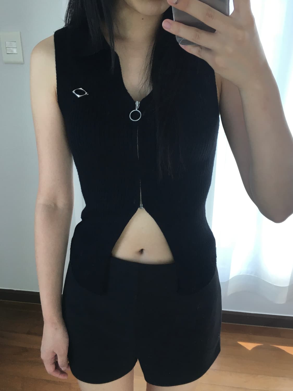 미스치프 니티드 투톤 슬리브리스 상품이미지1