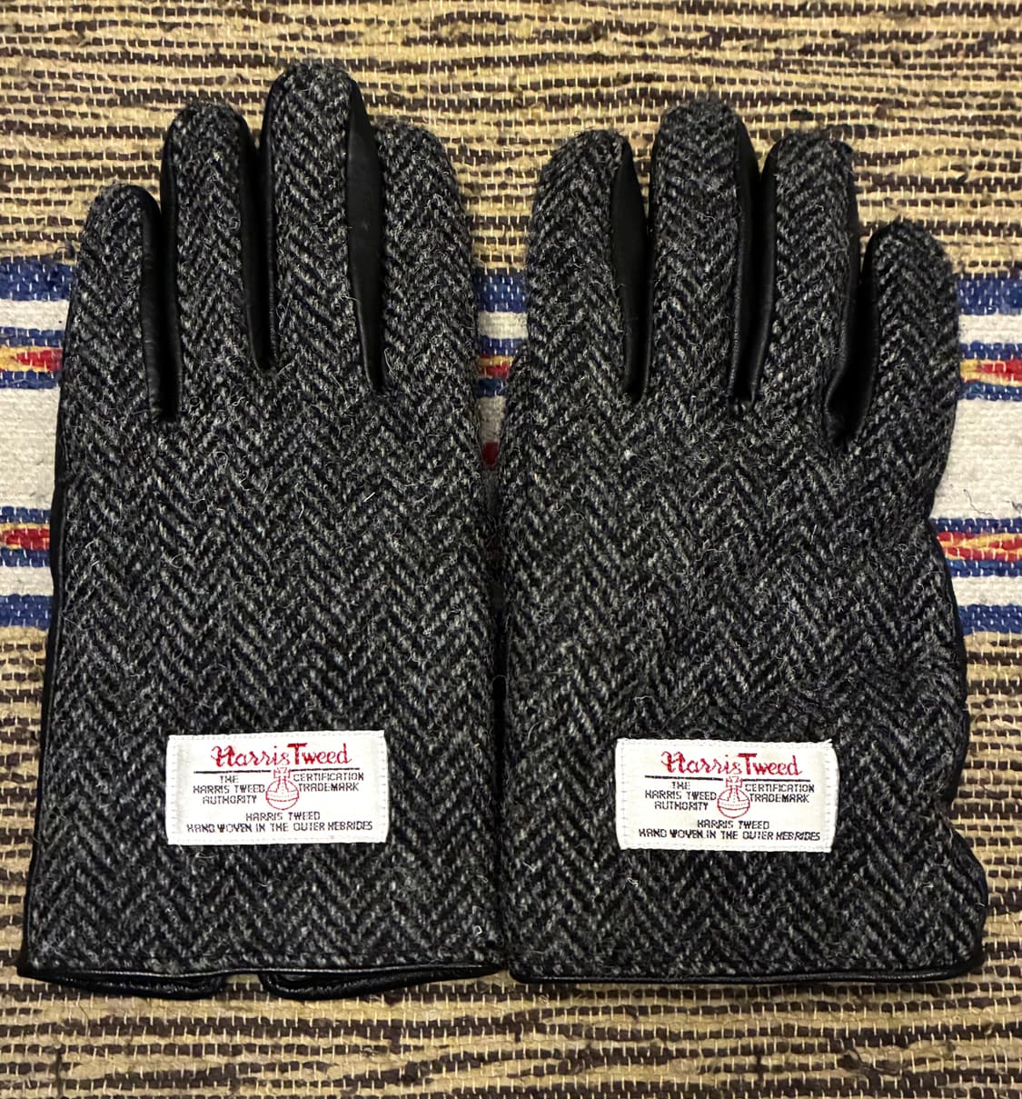 (F)해리스트위드 x 헤지스 울 헤링본 양가죽 장갑 글러브 상품이미지2
