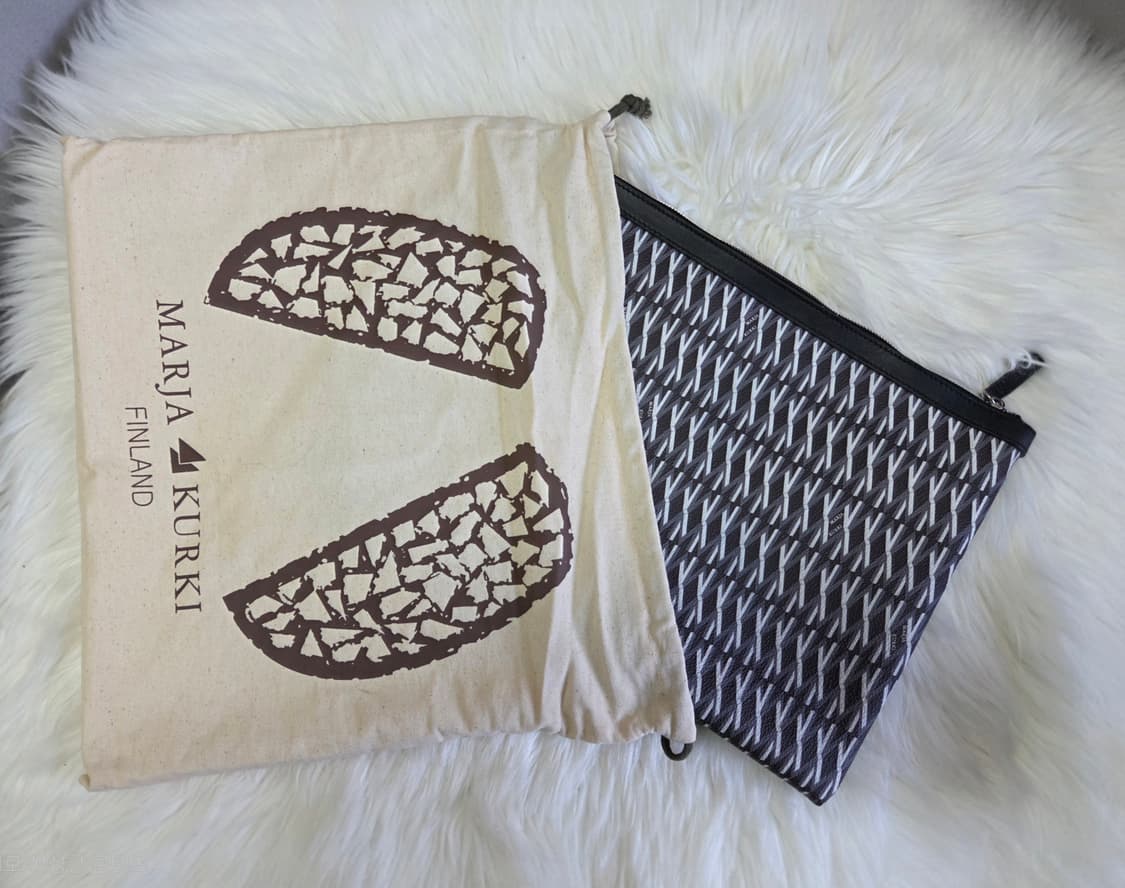 마리아 꾸르끼 블랙 클러치#미착용# 상품이미지1