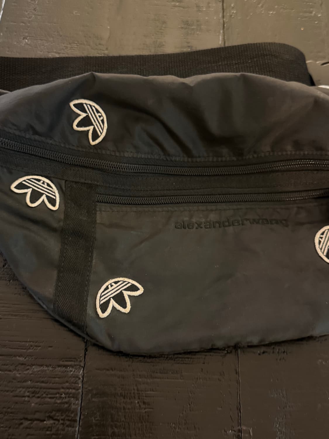 아디다스 x 알렉산더왕 콜라보 크로스백 힙색 상품이미지2