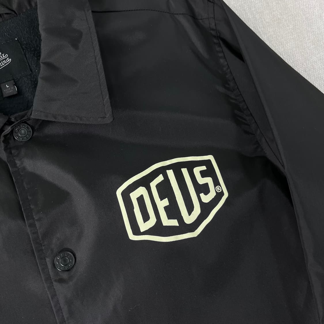 100 데우스 엑스 마키나 코치자켓 상품이미지3