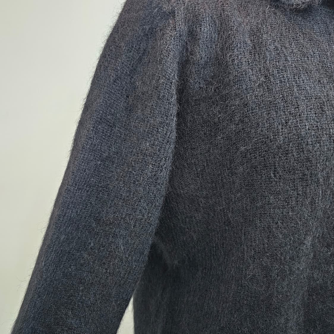 블랙 모헤어 카라 니트 상품이미지6