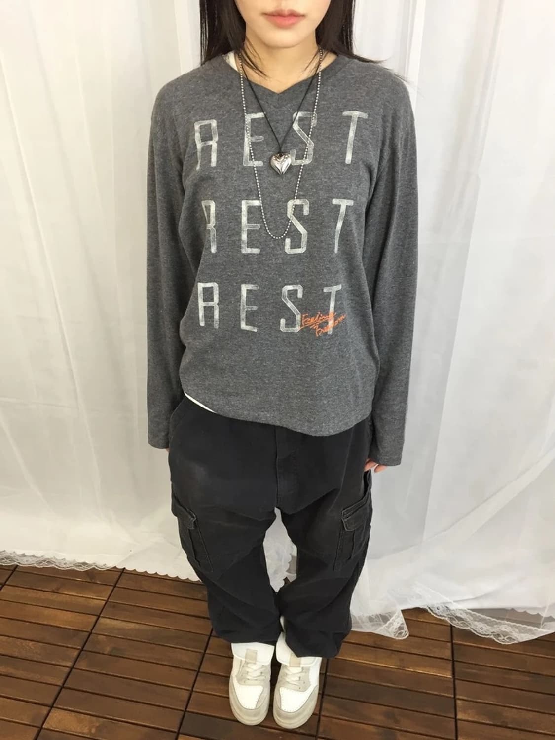Past Present Graphic Long Sleeve 상품이미지2