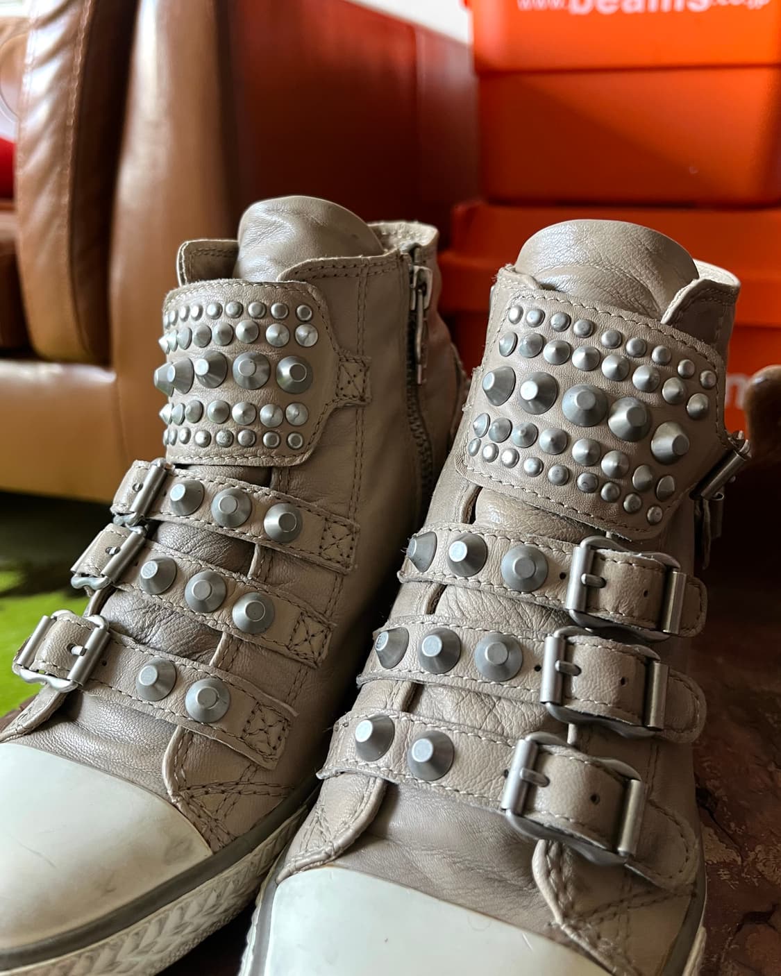 ASH Metallic Studs Leather High-top 상품이미지3