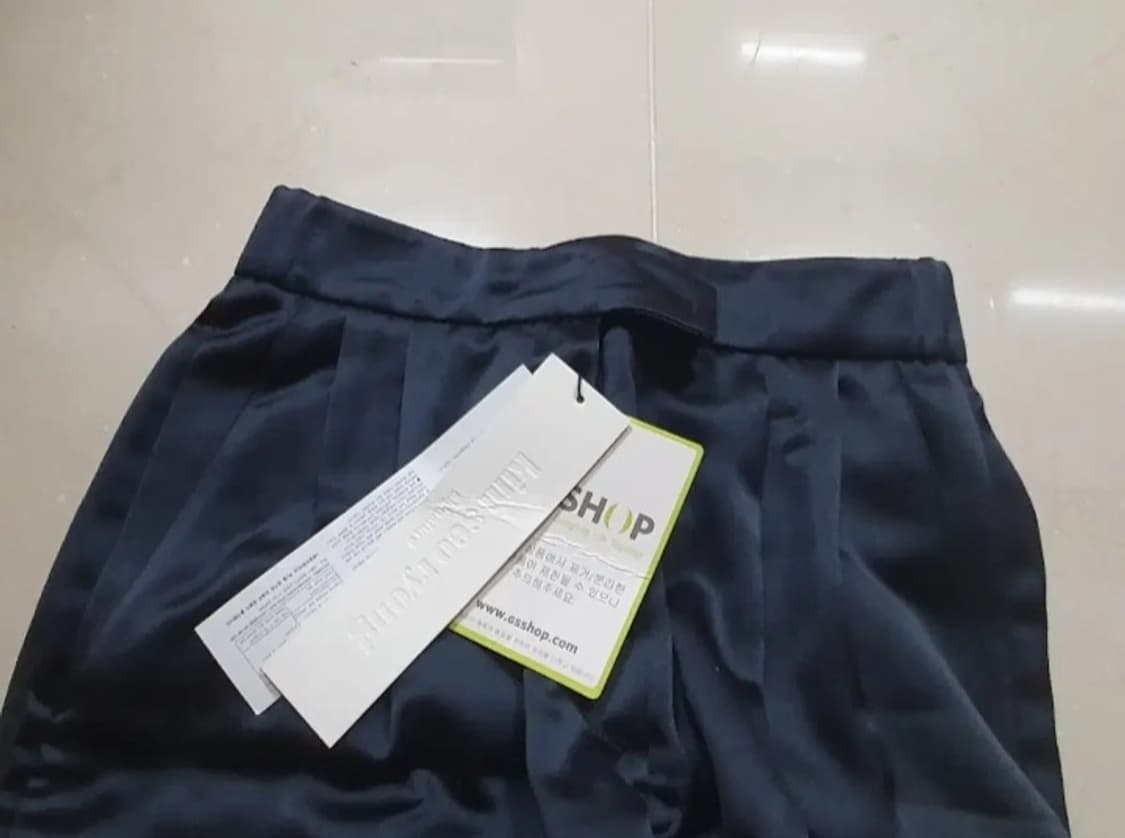 김서룡 네이비 와이드 슬렉스(새상품) 상품이미지3