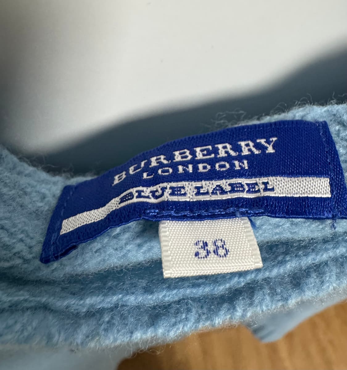 버버리 니트 상품이미지3