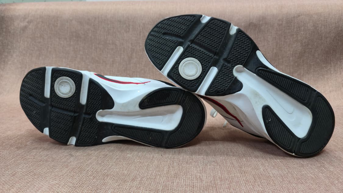 나이키 245mm- 일회착용 디파이 올데이 화이트유니버시티 레드 상품이미지6