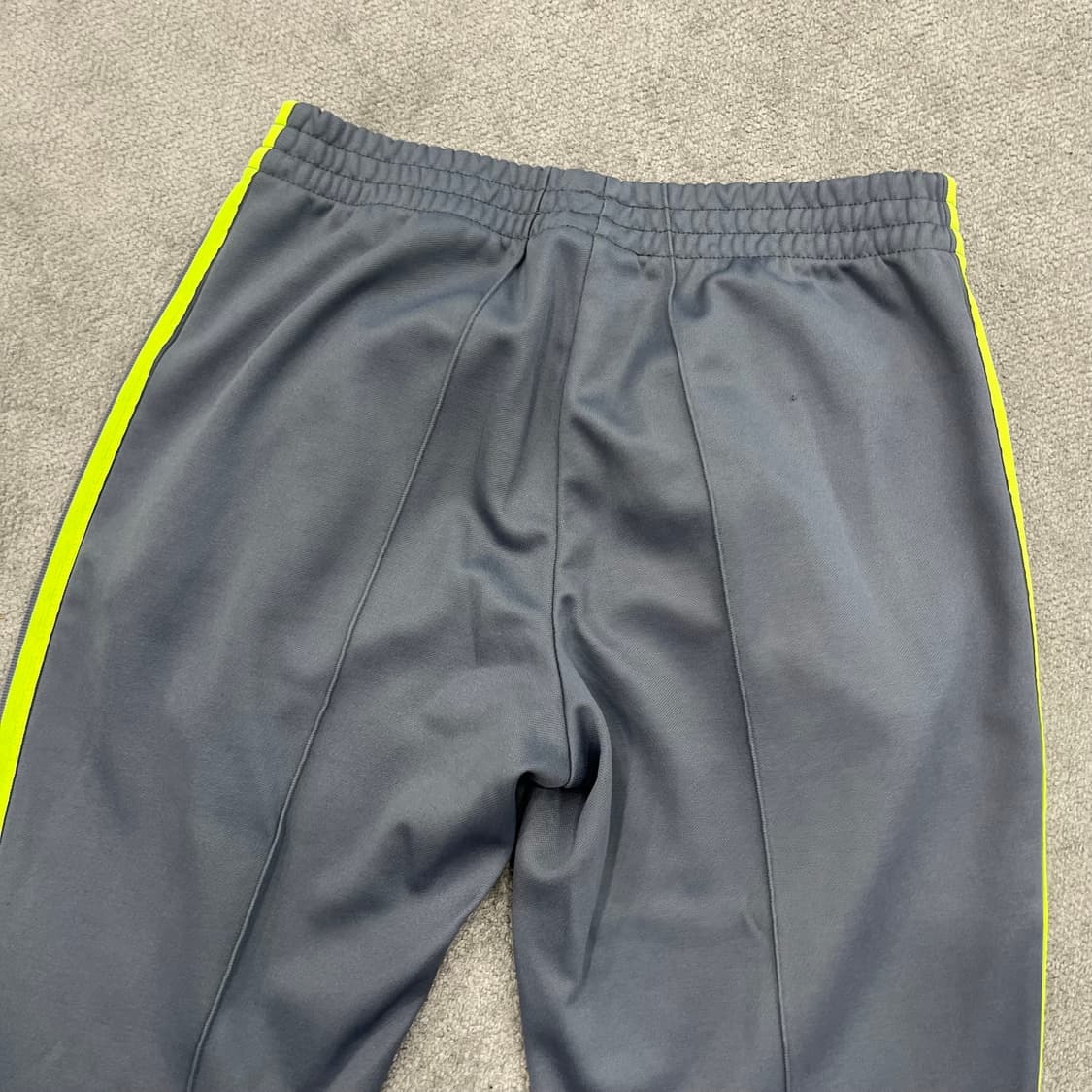 90 아디다스 그레이/형광 트레이닝 팬츠 상품이미지5
