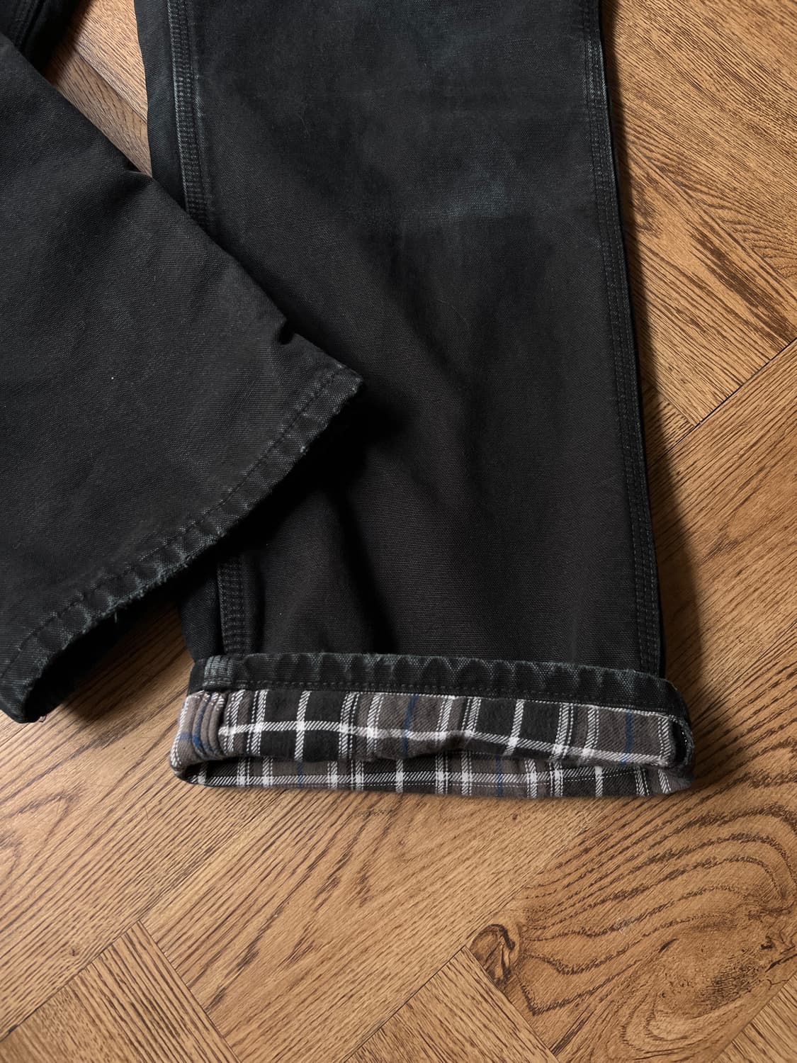 [34]칼하트 USA 체크 라이닝 데미지드 블랙 싱글니 워크 팬츠 상품이미지4