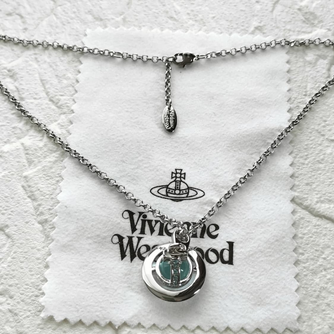비비안 웨스트우드 아카이브 베이비블루 3d orb 팬던트 목걸이 상품이미지7