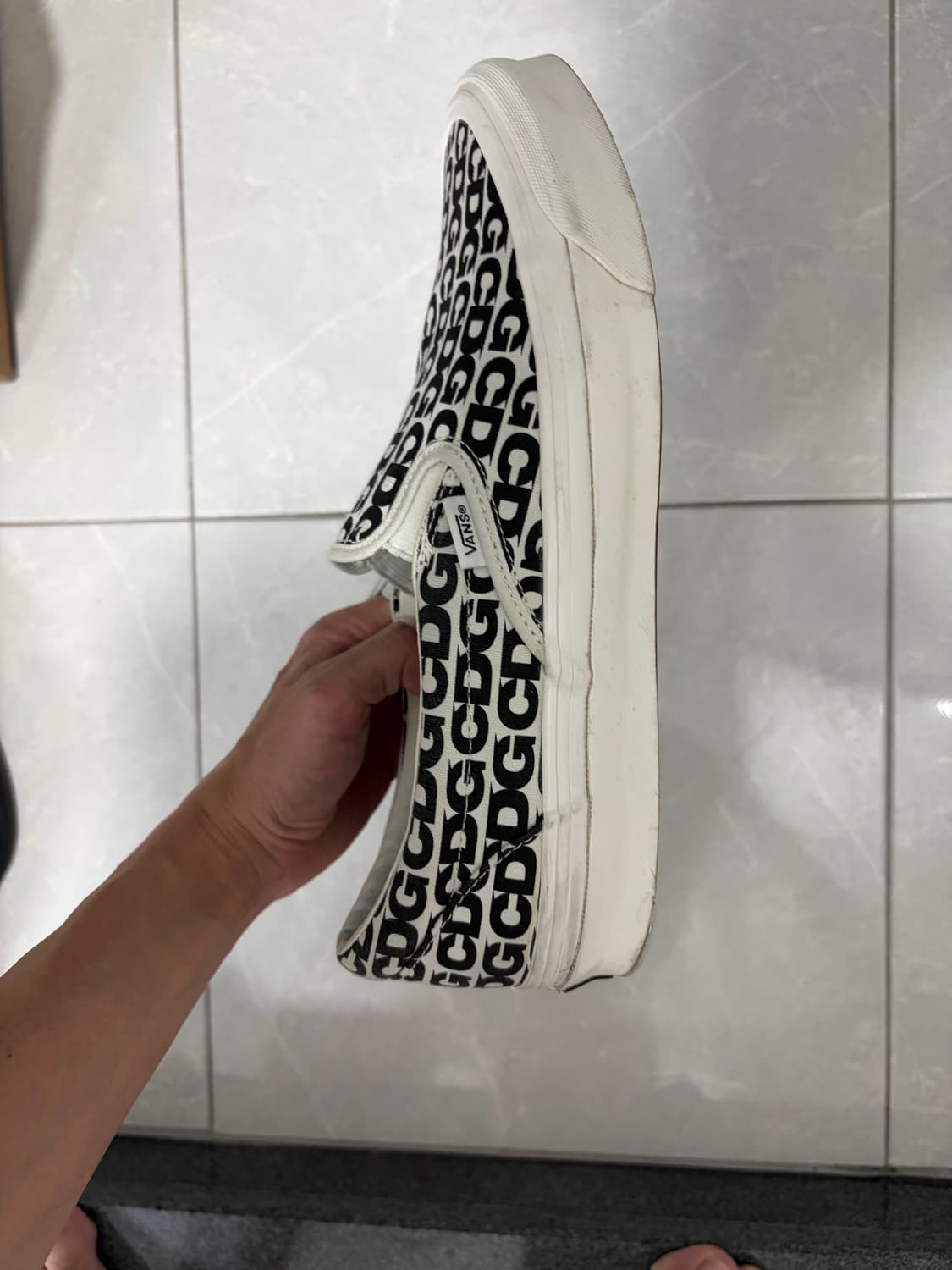 반스 x CDG 슬립온 상품이미지2