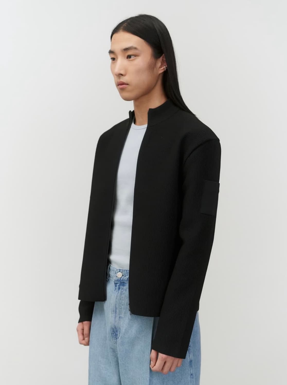 (구매) 아모멘토 모크넥 집업 블랙m 상품이미지1