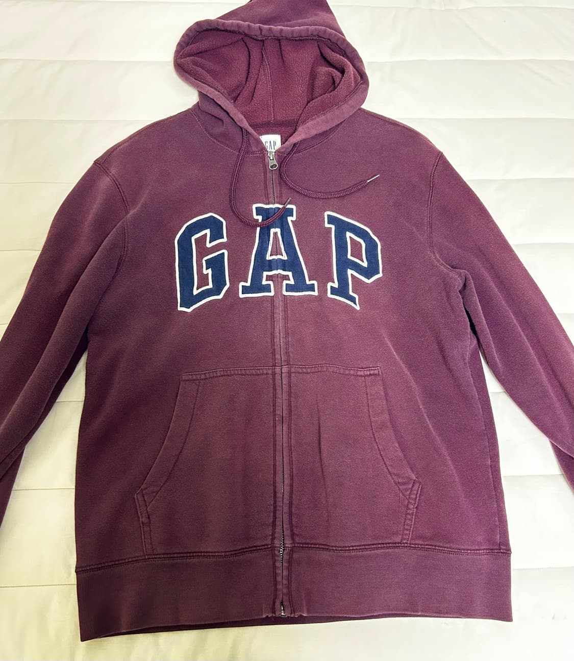 갭 버건디 양털 후드집업 상품이미지1