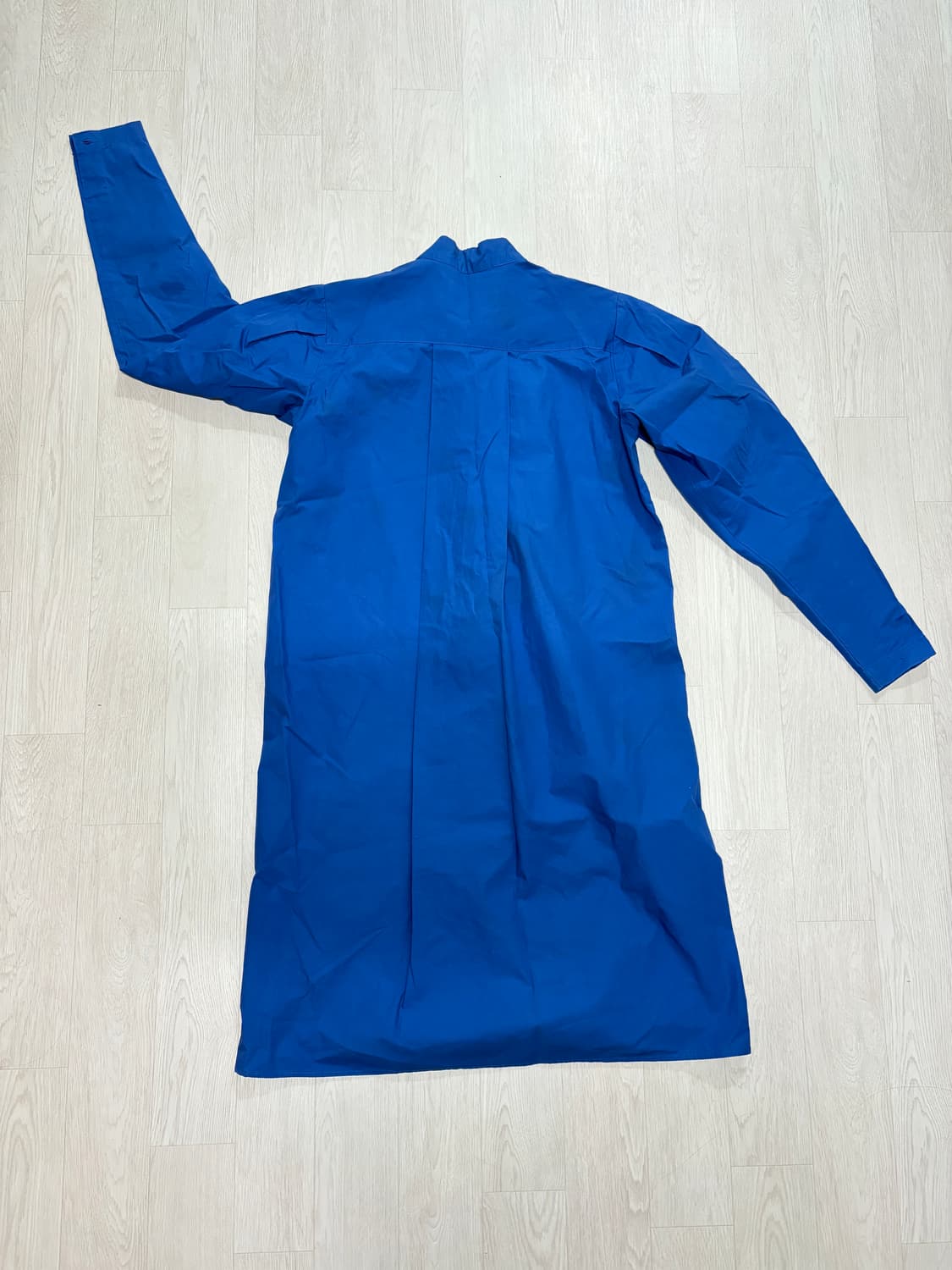 로에베 택 블루 코트 상품이미지6