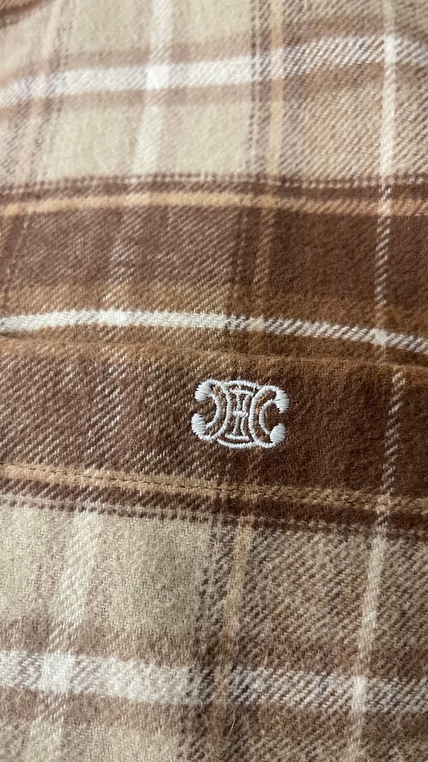 셀린느 Celine 캐시미어 100% 브라운 체크 크롭셔츠 M. 실착1회 상품이미지5