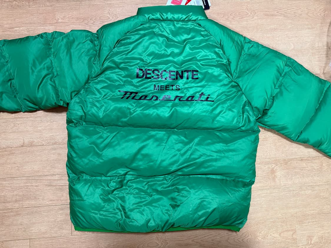 [95(M)] [데상트X마세라티] 에어써큘레이션 스텐드넥 숏 다운 자켓 상품이미지6
