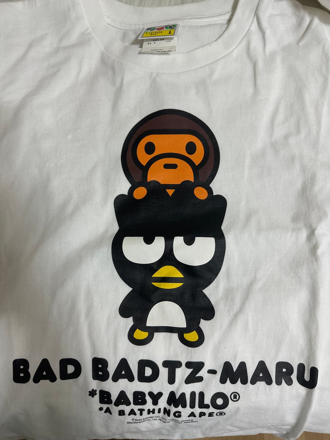 [L] 베이프X산리오 배드바츠마루 티셔츠 상품이미지3