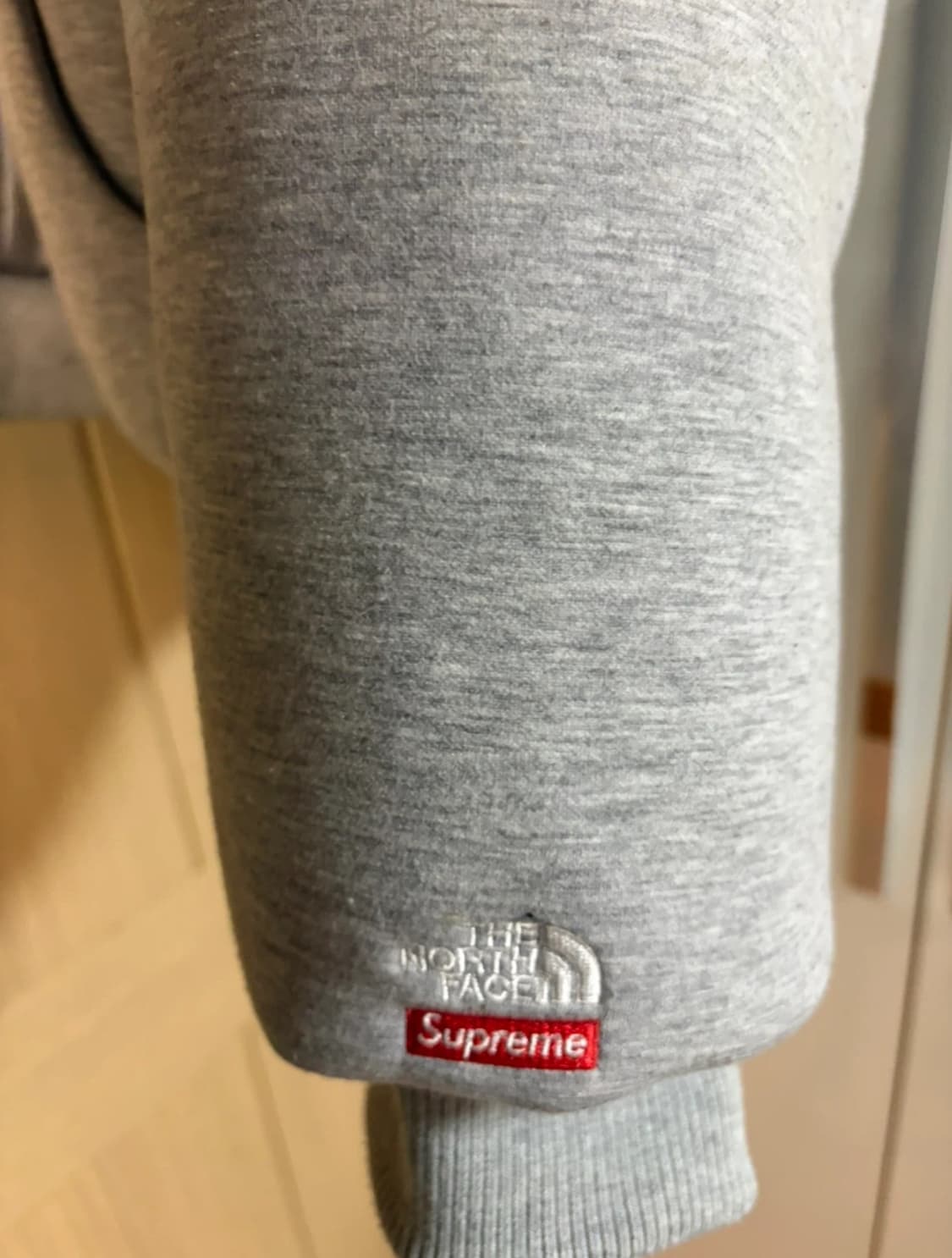 슈프림 노스페이스 후드집업 급처 상품이미지2