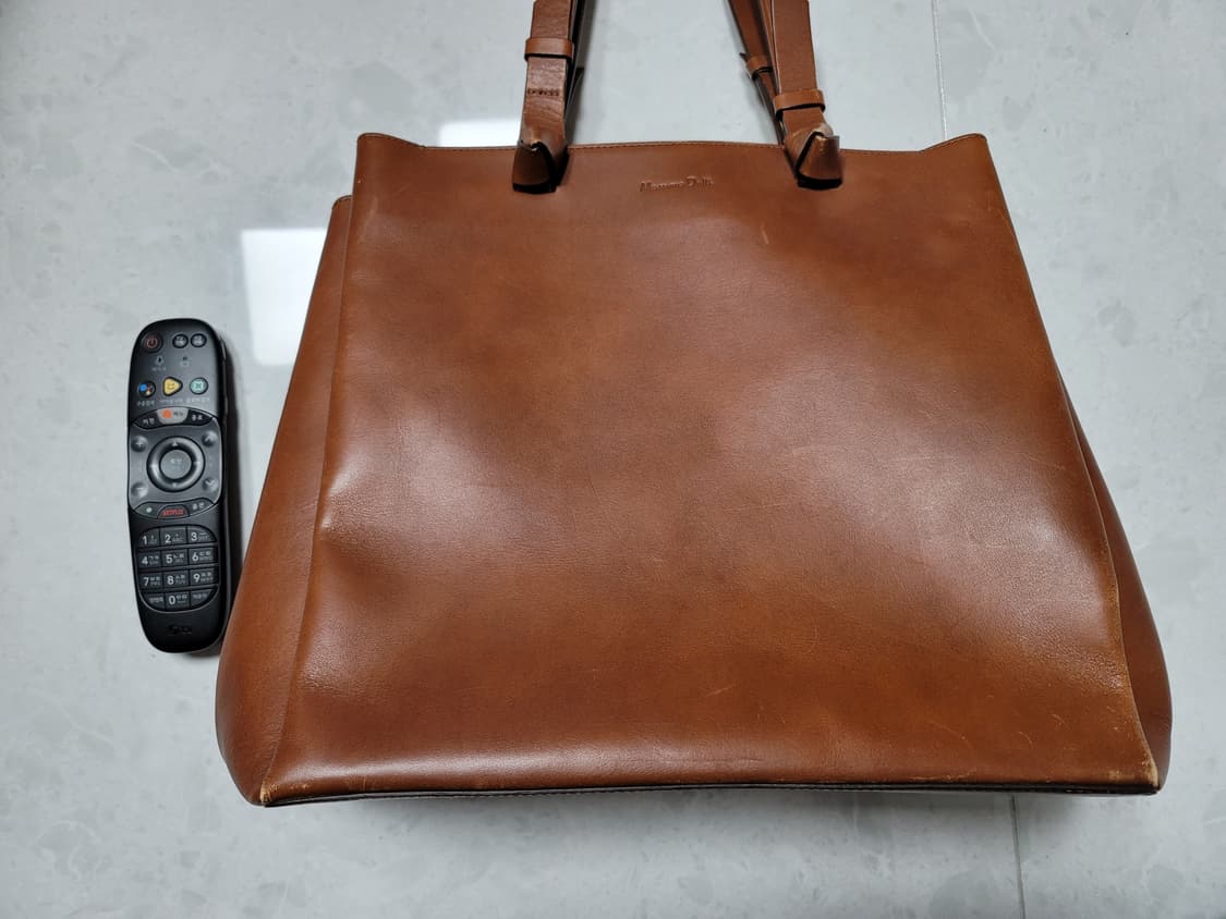 마시모두띠 브라운 통가죽 숄더백 상태굿
 상품이미지4