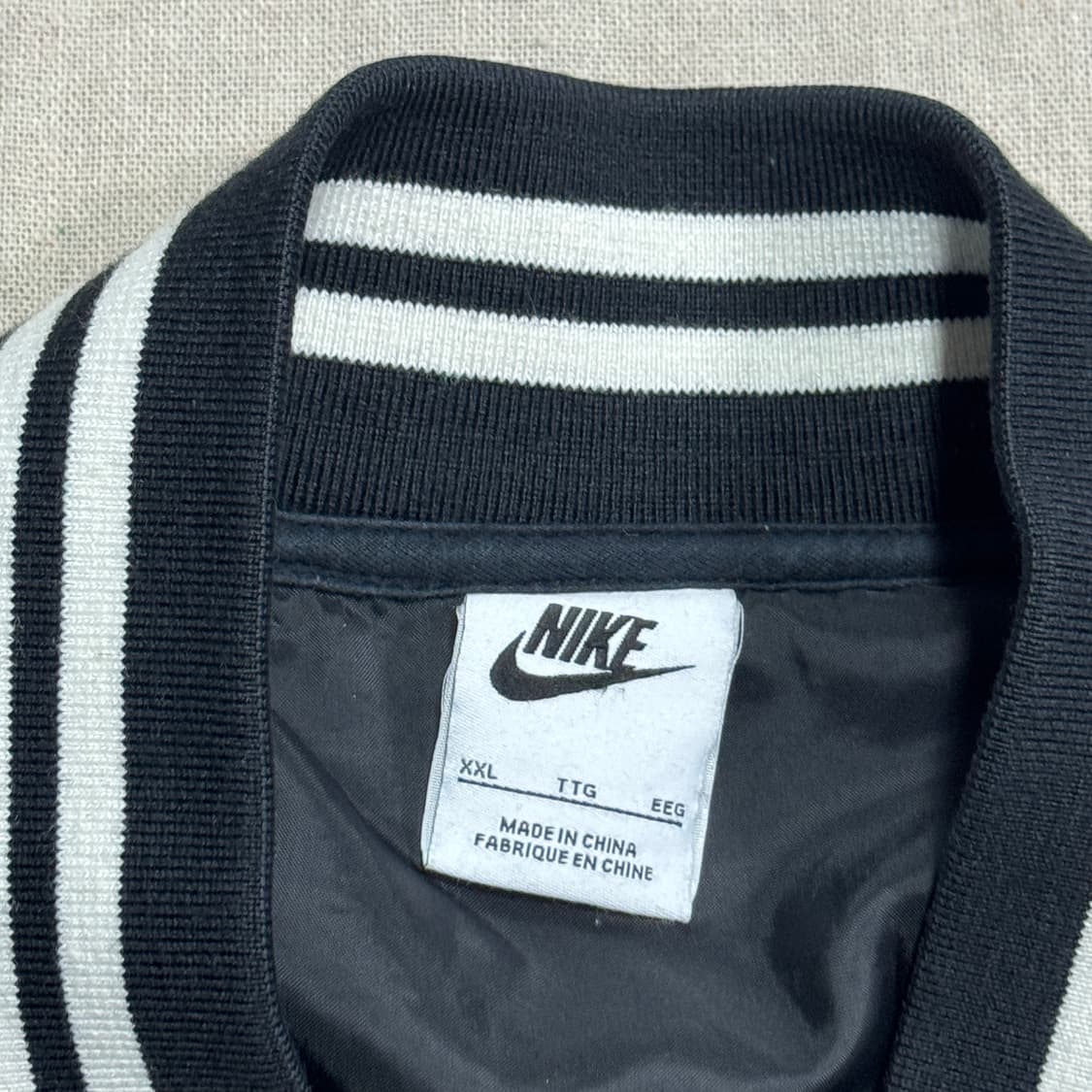 나이키 울 봄버 자켓 XXL 상품이미지4