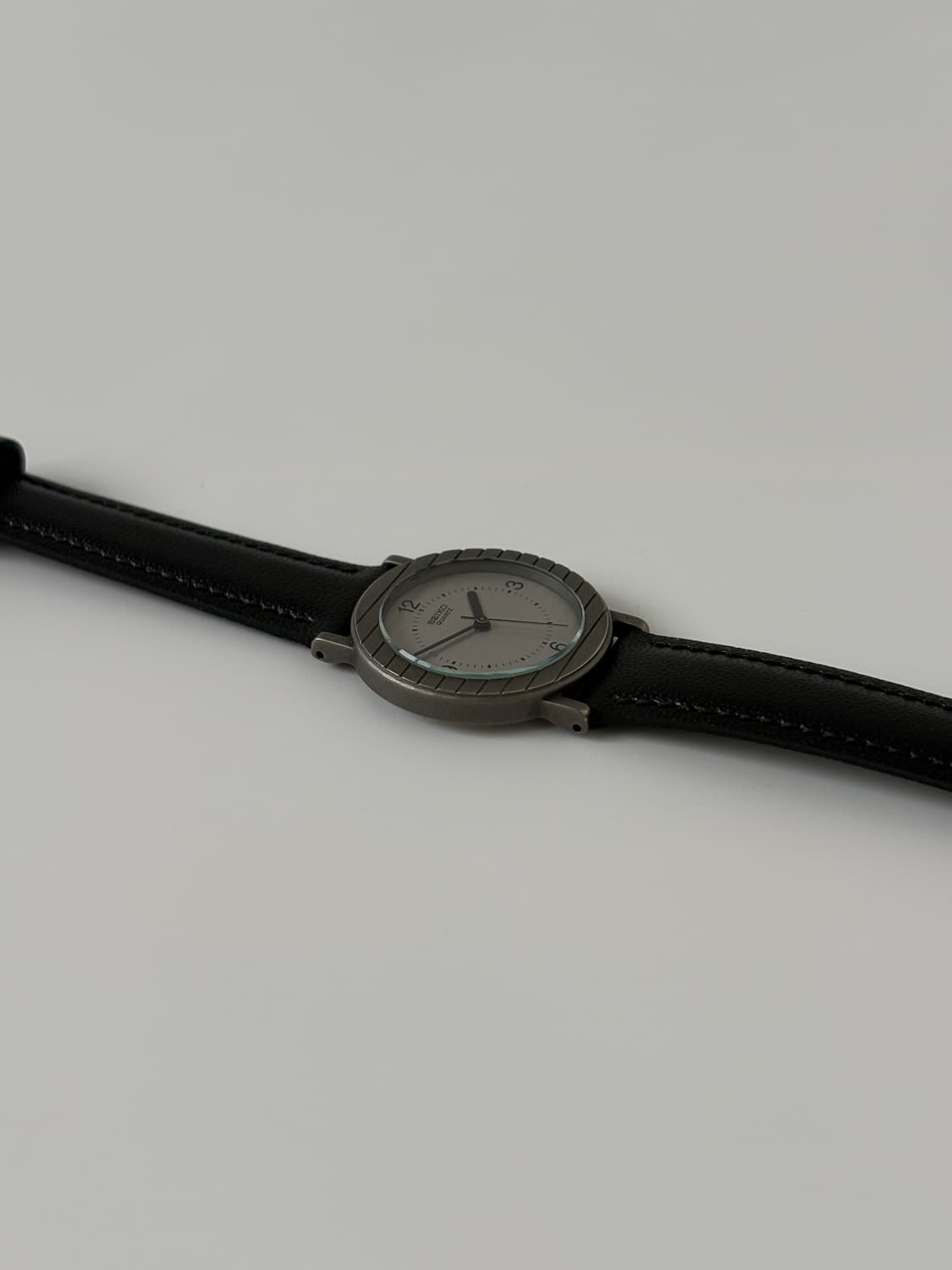 1980s Stripe Dial Ladies Quartz 상품이미지6